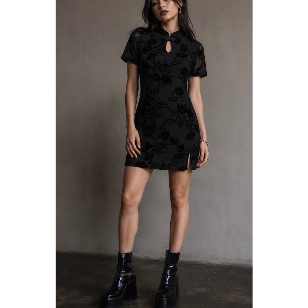Vintage Black Floral Velvet burn out Mandarin Collar Dress goth whimsigoth M